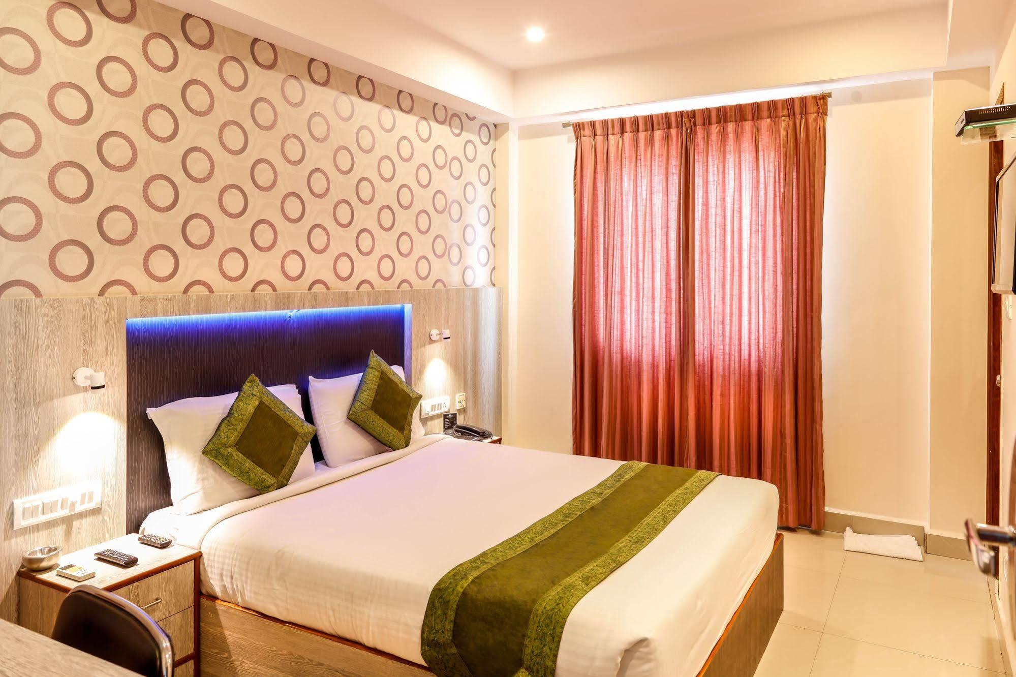 Itsy Hotels Elmas Golden Key Bangalore Exteriör bild